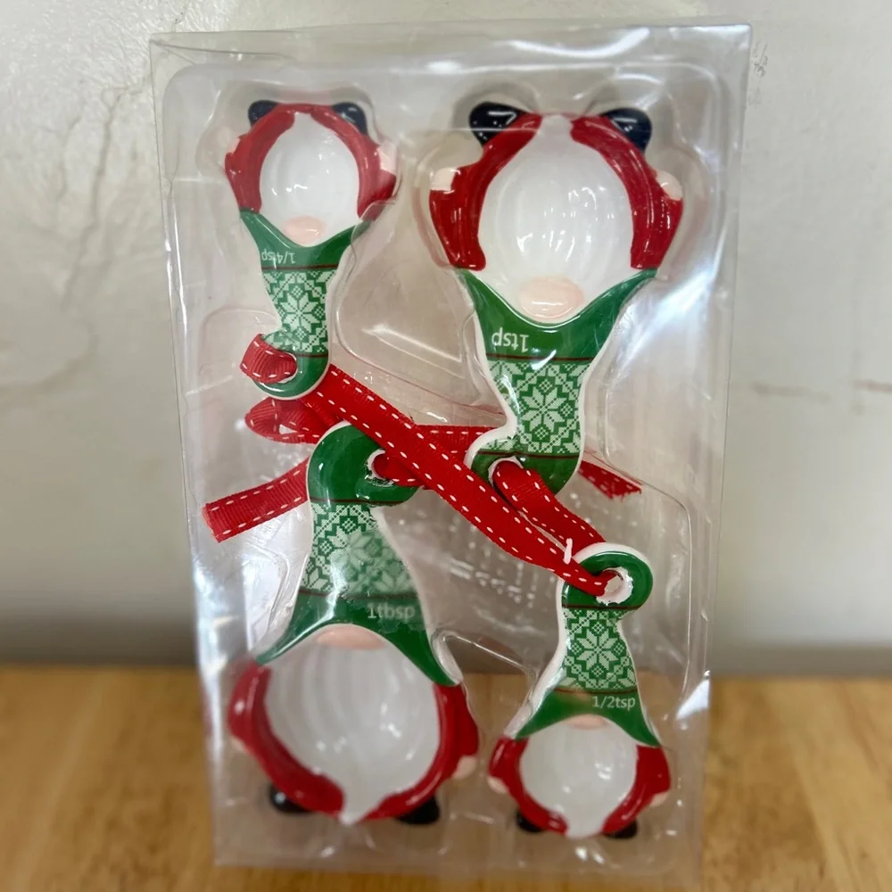 Signature select ceramic gnome holiday Christmas measuring spoon set‎ 4pc